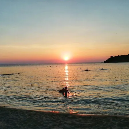 Nikiti Spathies - Seaview Sofita Апартаменты *