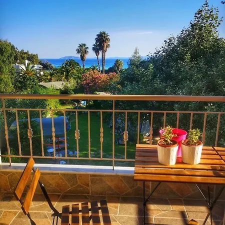 Nikiti Spathies - Seaview Sofita
